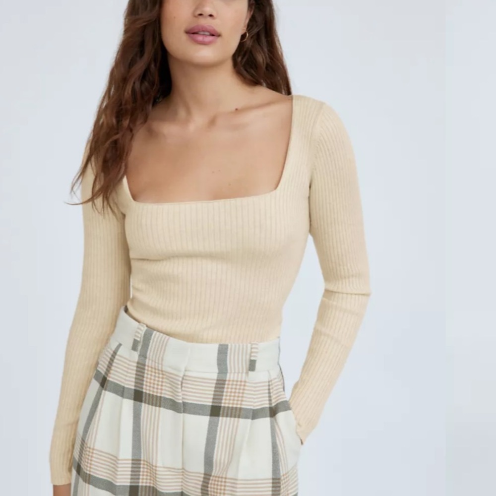 Aritzia leighton sweater BLACK